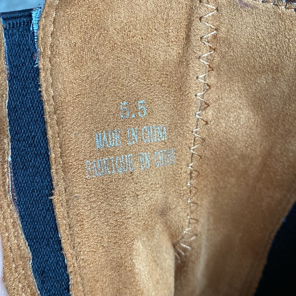 NWOT Jeffrey Campbell Chelsea Boots - Picture 6 of 7